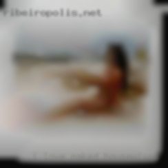 I love to meet naked housewives new people.